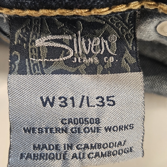 Silver Jeans - Picture 8 of 9